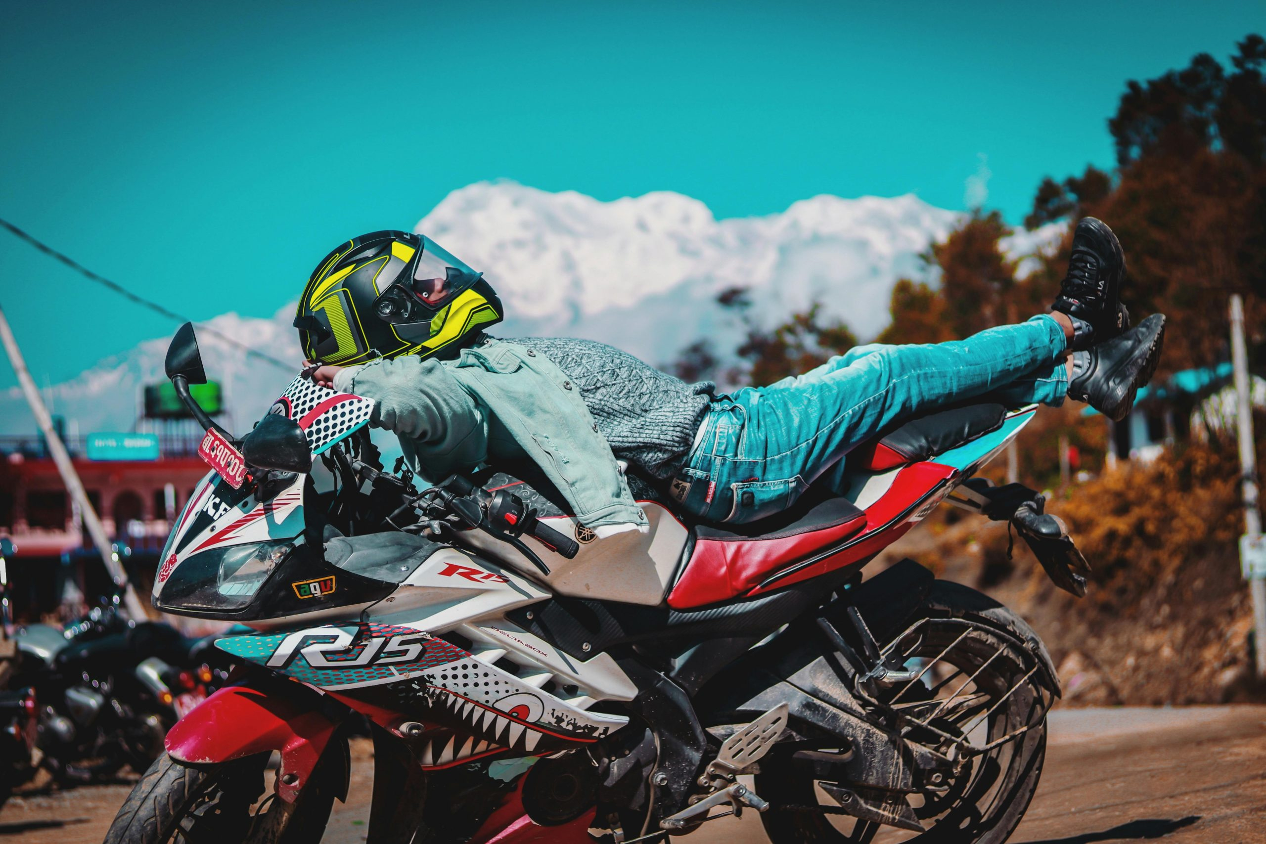 How To Wear Sequins During The Daytime Hours