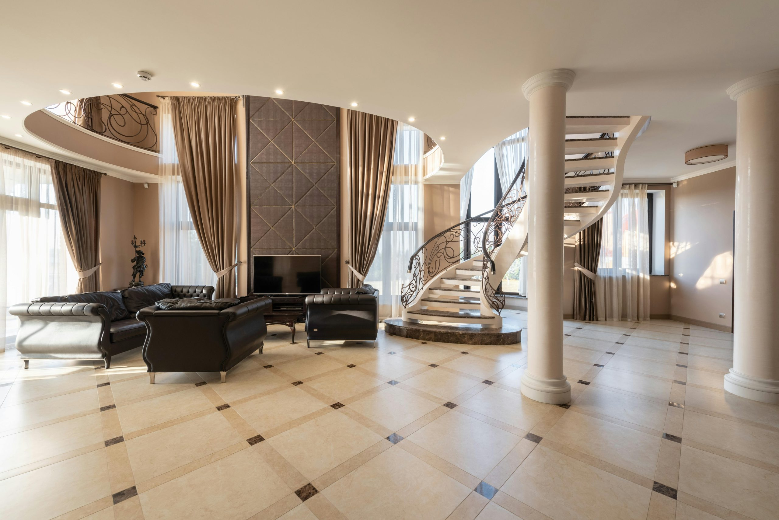 Navigating The Complexities Of Luxury Real Estate Market Trends