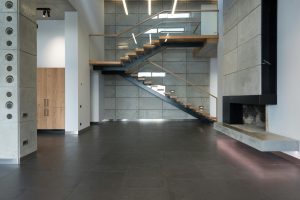 Why Curb Appeal Includes A Well Maintained Entry Way